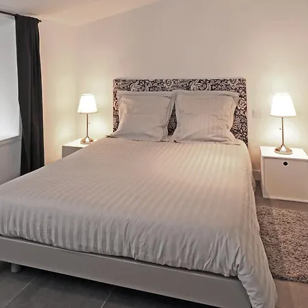 Du Grand Cerf Montaigu-Vendee